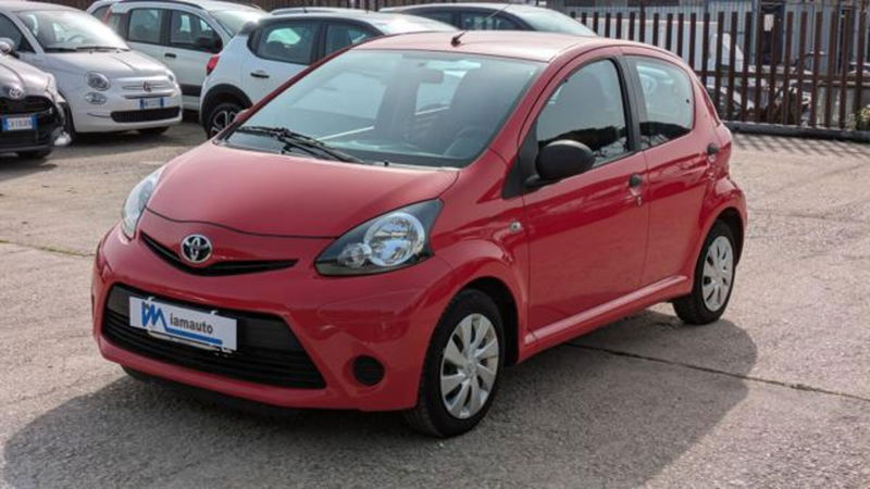 Toyota Aygo 1.0 12V VVT-i 5 porte Now Connect