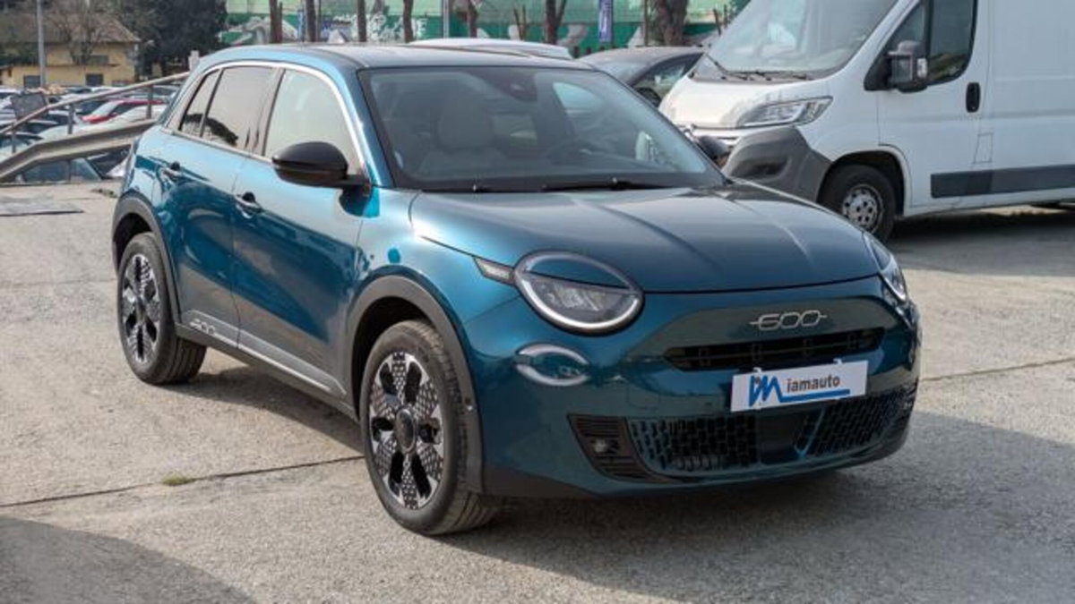 Fiat 600 1.2 hybrid La Prima 110cv auto (3)