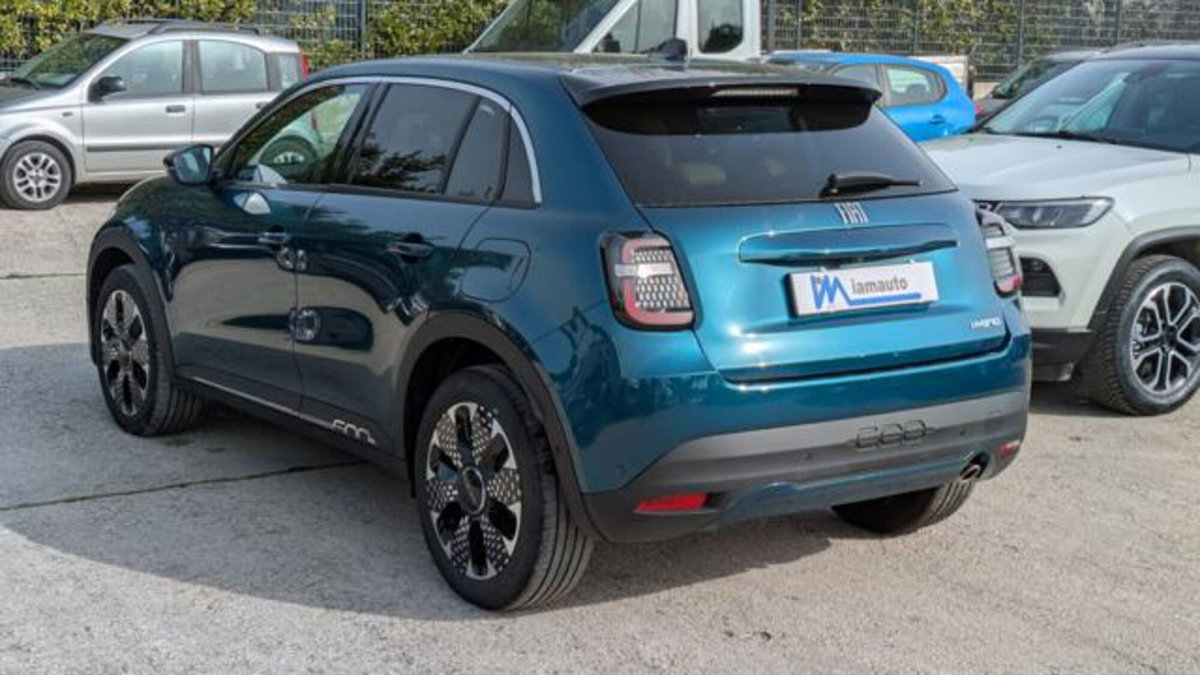Fiat 600 1.2 hybrid La Prima 110cv auto (6)