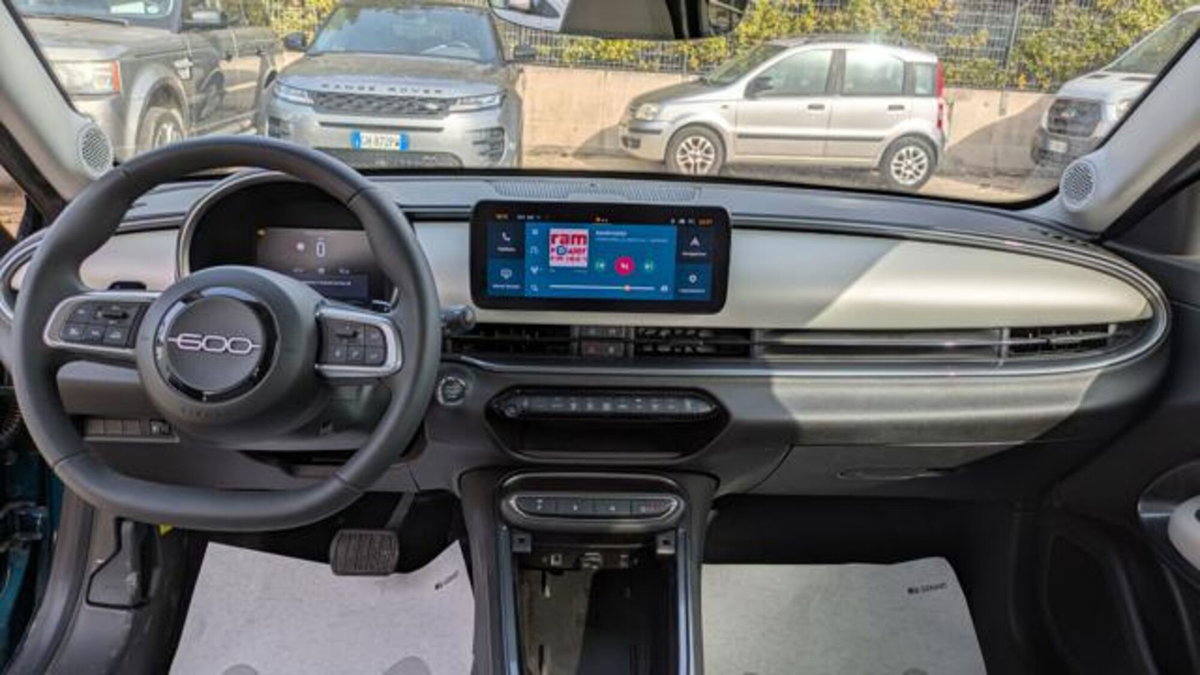 Fiat 600 1.2 hybrid La Prima 110cv auto (8)