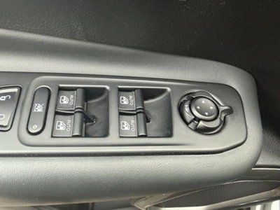 Jeep Renegade 1.6 Mjt 130 CV Limited (19)