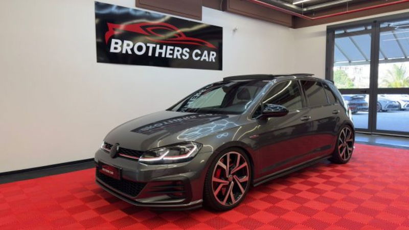 Volkswagen Golf 2.0 TSI GTI DSG