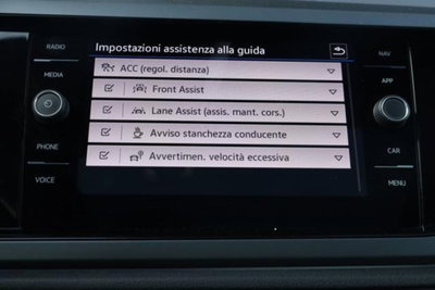 Volkswagen Taigo 1.0 tsi R-Line 115cv (15)