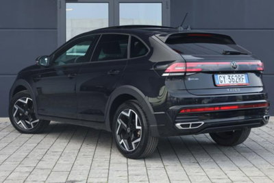 Volkswagen Taigo 1.0 tsi R-Line 115cv (3)