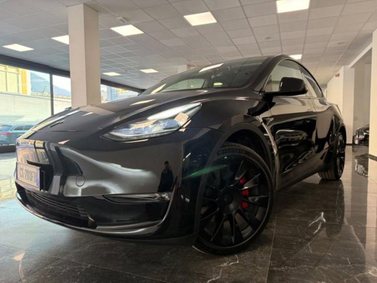Tesla Model Y Long Range awd