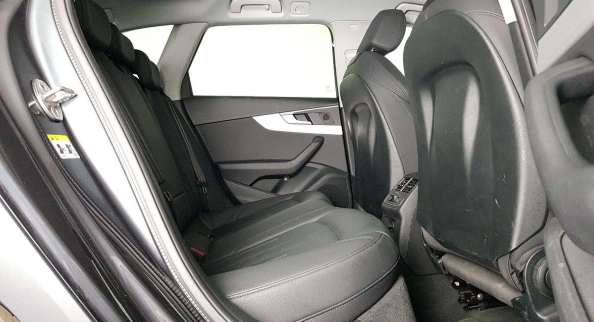 Audi A4 Allroad 40 TDI 204 CV S tronic (9)