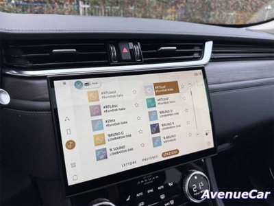 Jaguar F-Pace 2.0d i4 mhev R-Dynamic HSE 90th Anniversary Edition awd 204cv auto (20)