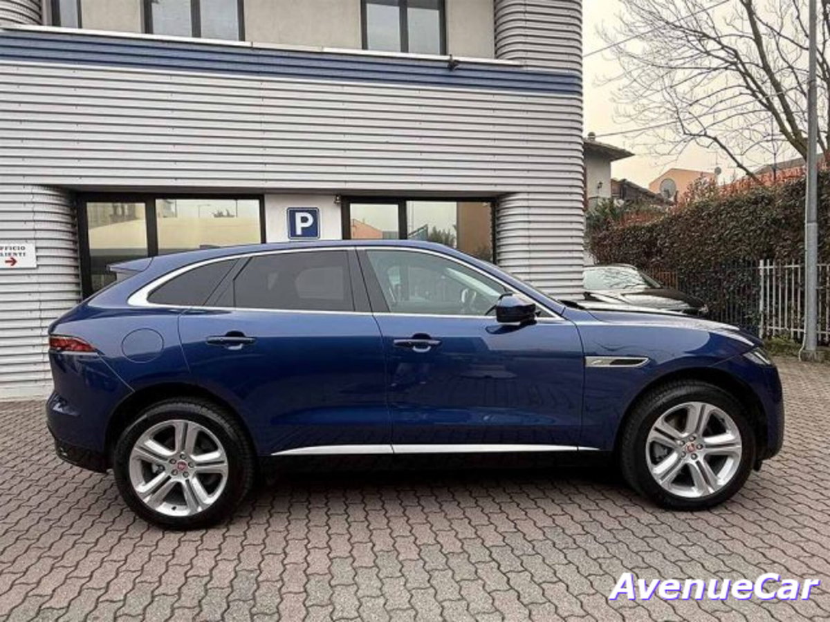 Jaguar F-Pace 2.0d i4 mhev R-Dynamic HSE 90th Anniversary Edition awd 204cv auto (4)