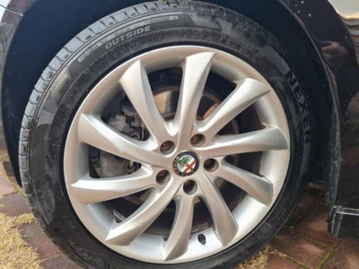 Alfa Romeo Giulietta 2.0 JTDm-2 Distinctive 170cv tct (15)