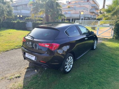Alfa Romeo Giulietta 2.0 JTDm-2 Distinctive 170cv tct (5)