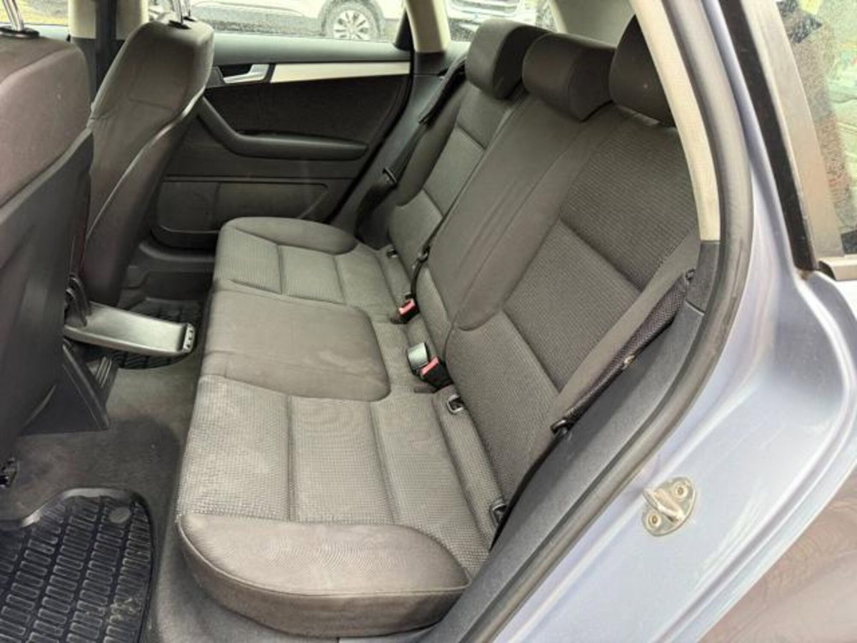 Audi A3 Sportback 2.0 16V TDI Ambition (11)