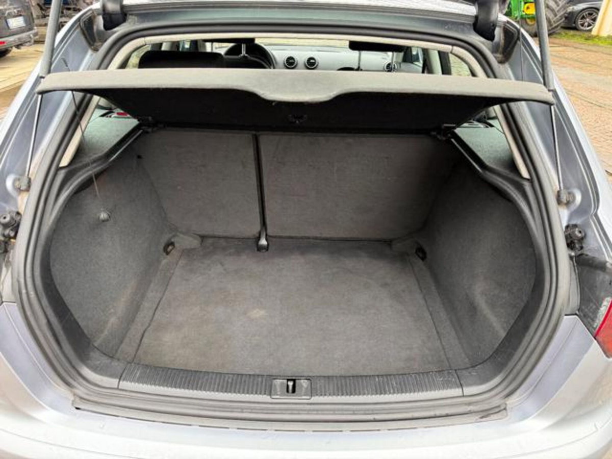 Audi A3 Sportback 2.0 16V TDI Ambition (12)