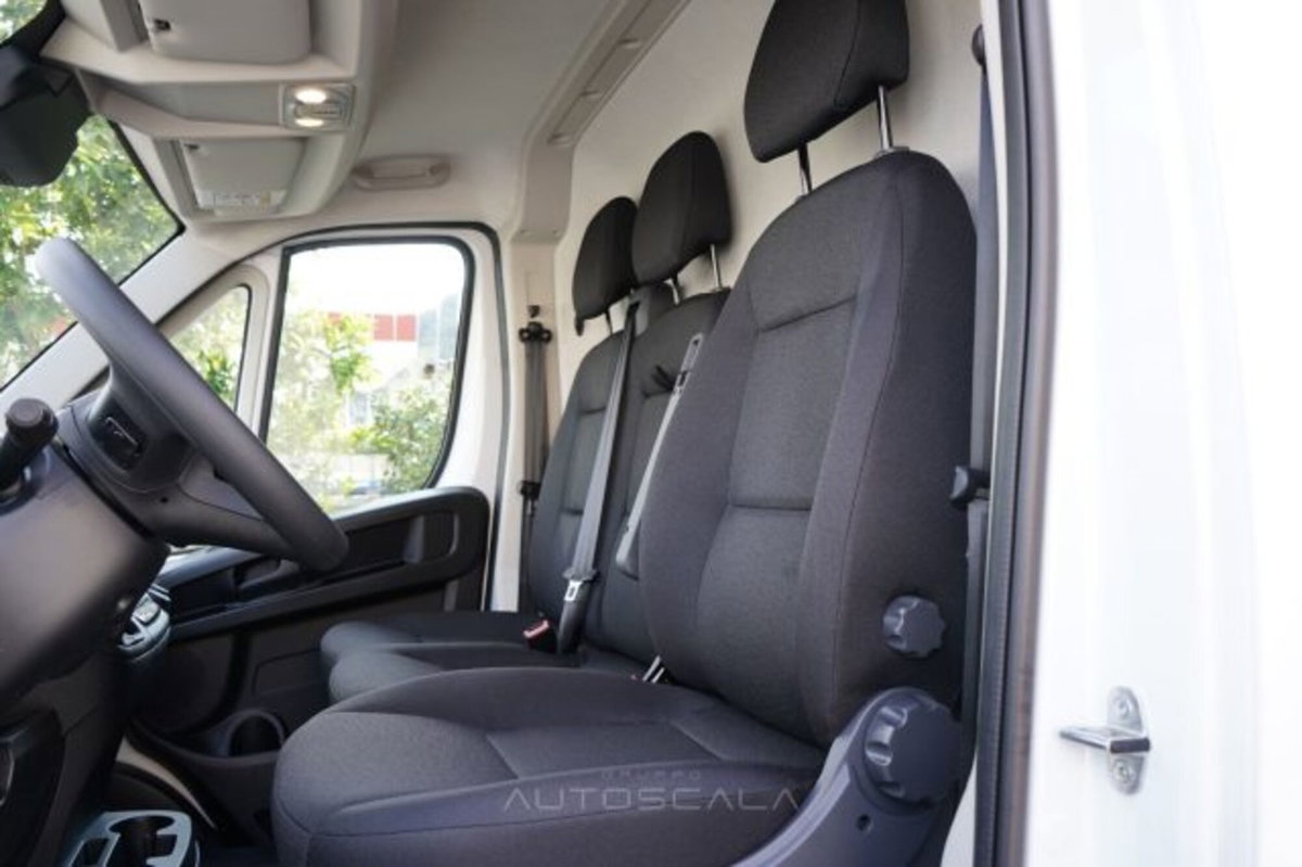 Peugeot Boxer Furgone 333 2.2 BlueHDi 140 S&S PLM-TM Furgone (8)