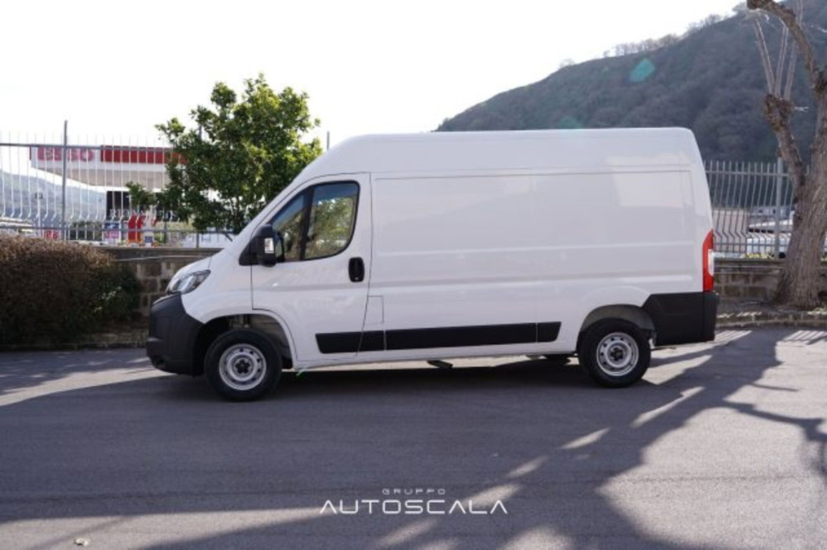 Peugeot Boxer Furgone 333 2.2 BlueHDi 140 S&S PLM-TM Furgone (3)