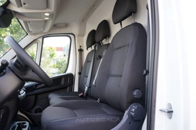 Peugeot Boxer Furgone 333 2.2 BlueHDi 140 S&S PLM-TM Furgone Premium (8)