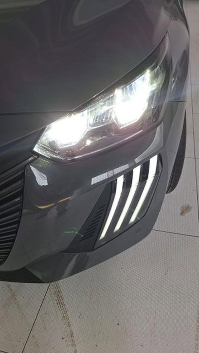 Peugeot 208 1.2 hybrid Active 100cv e-dcs 6 (16)
