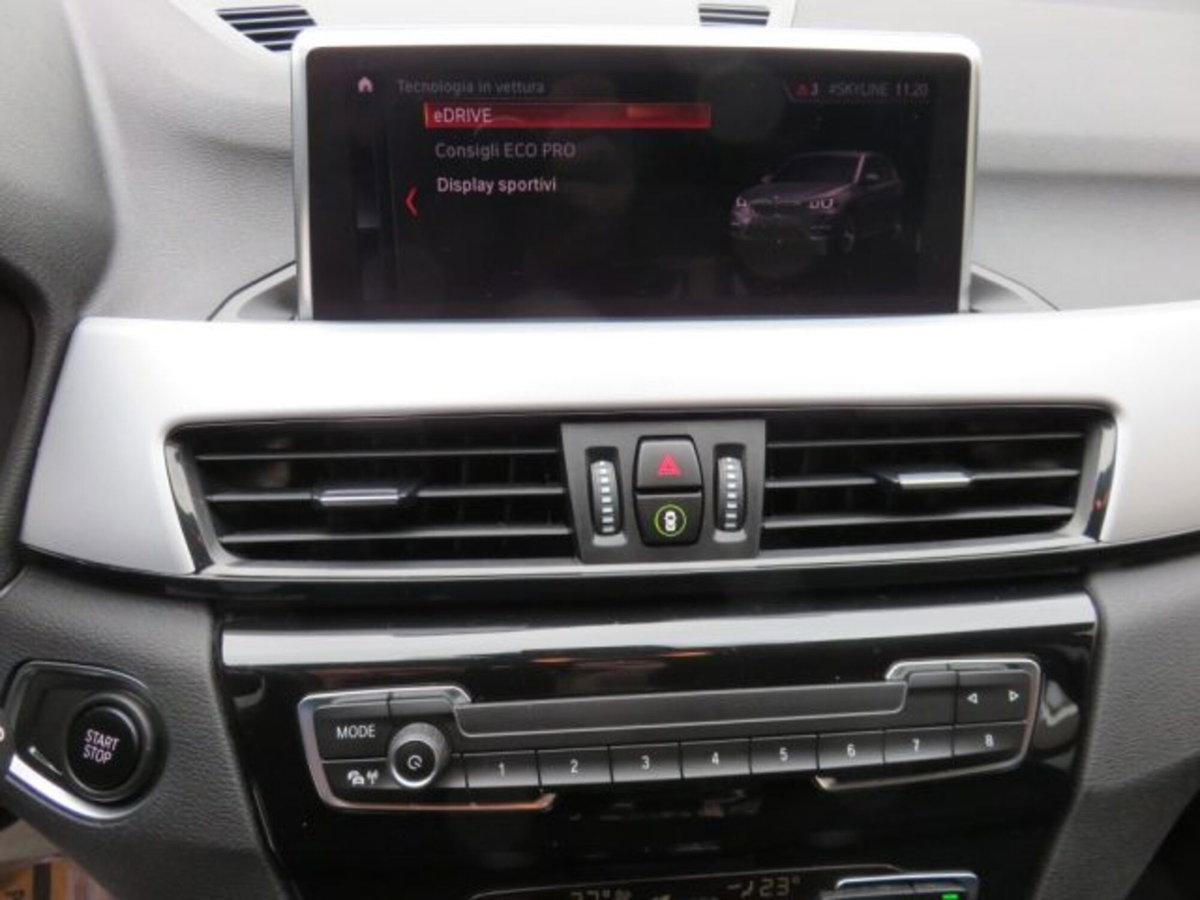 BMW X1 xDrive25e Business Advantage (14)