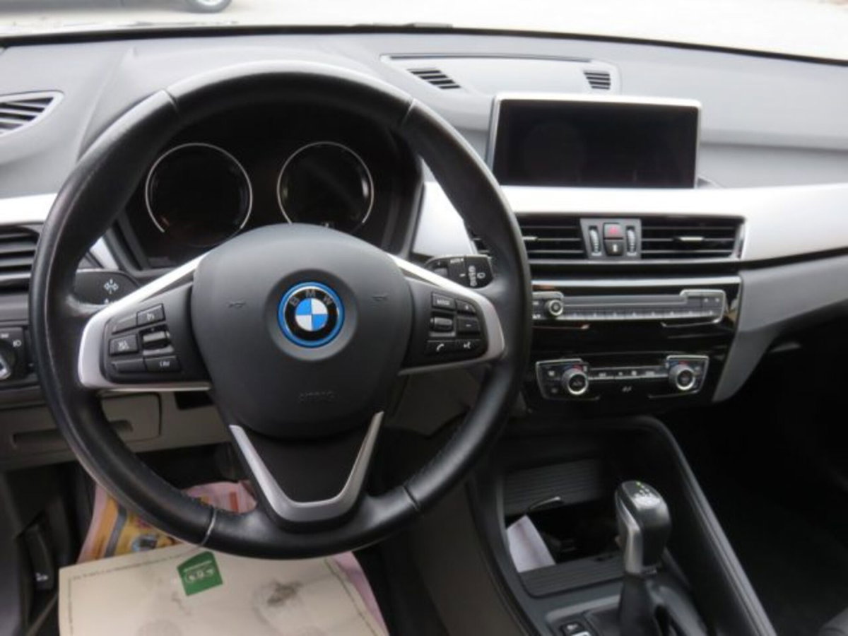 BMW X1 xDrive25e Business Advantage (9)