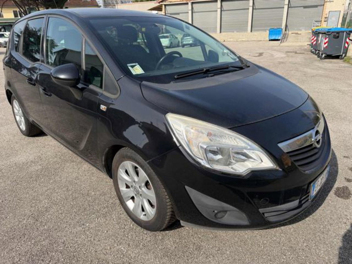 Opel Meriva 1.3 CDTI 95CV ecoFLEStart&Stop Cosmo (16)