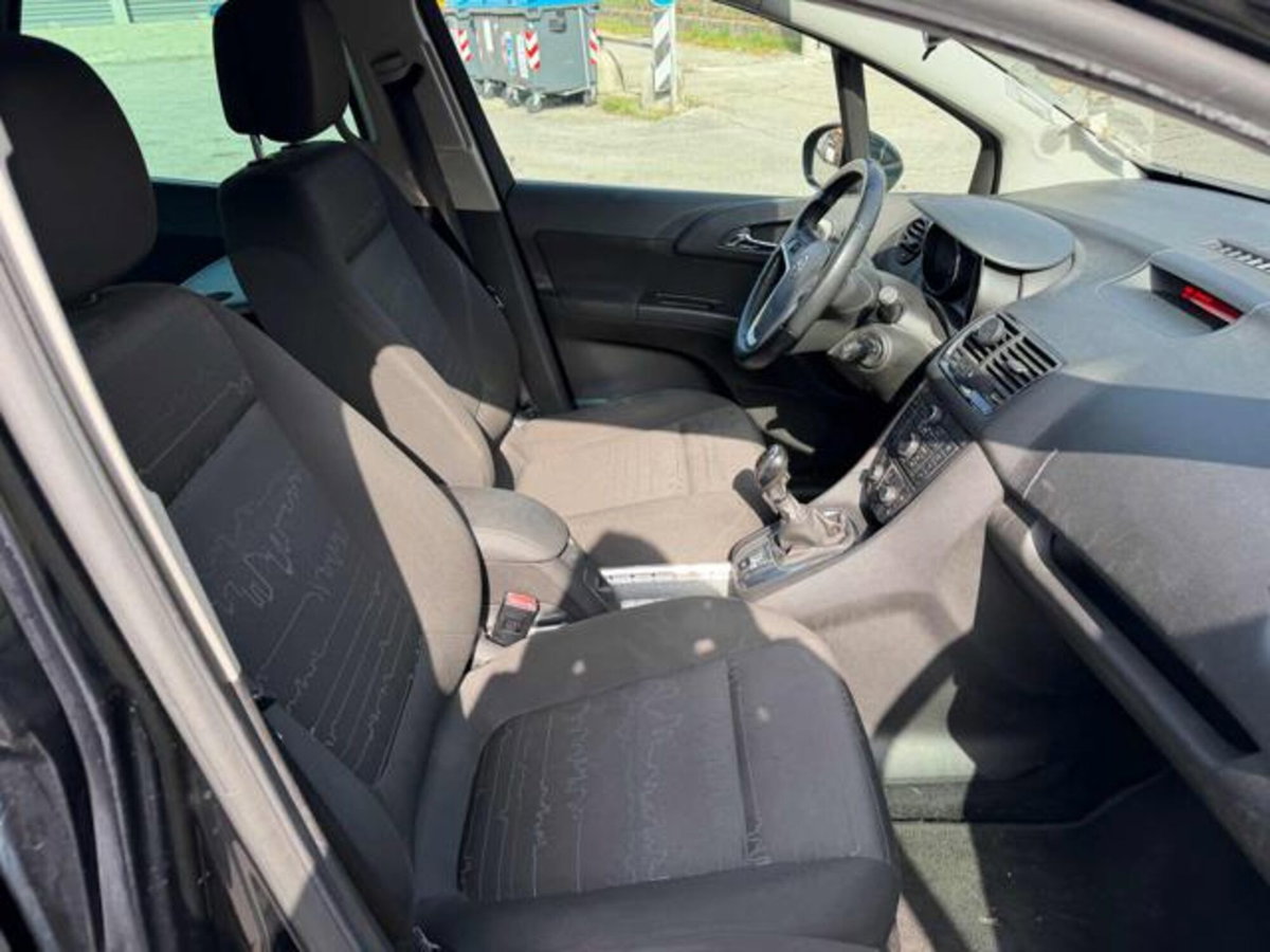 Opel Meriva 1.3 CDTI 95CV ecoFLEStart&Stop Cosmo (18)