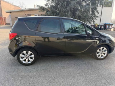Opel Meriva 1.3 CDTI 95CV ecoFLEStart&Stop Cosmo (4)