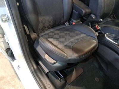 Fiat 500L 1.3 Multijet 95 CV Dualogic Lounge (8)