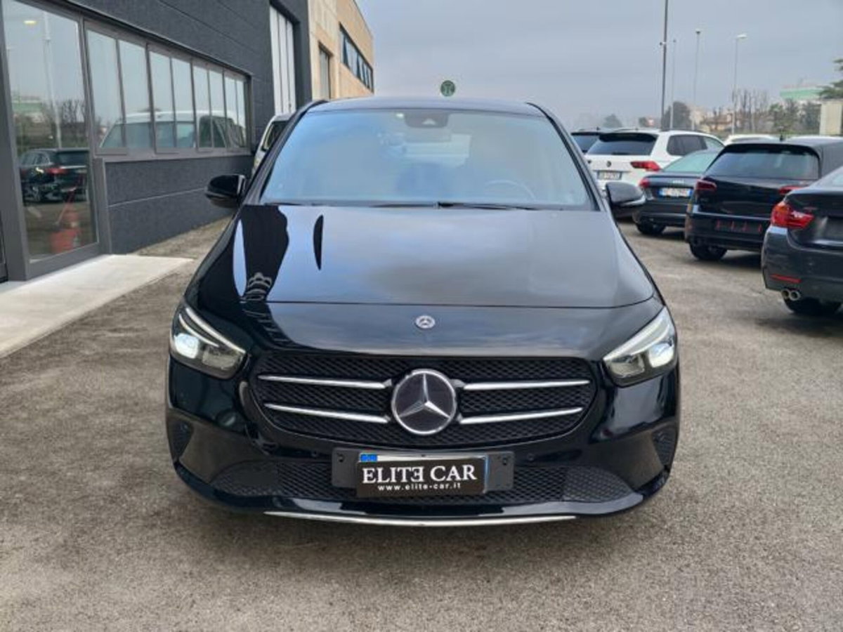 Mercedes-Benz Classe B 200 d Automatic Premium (2)