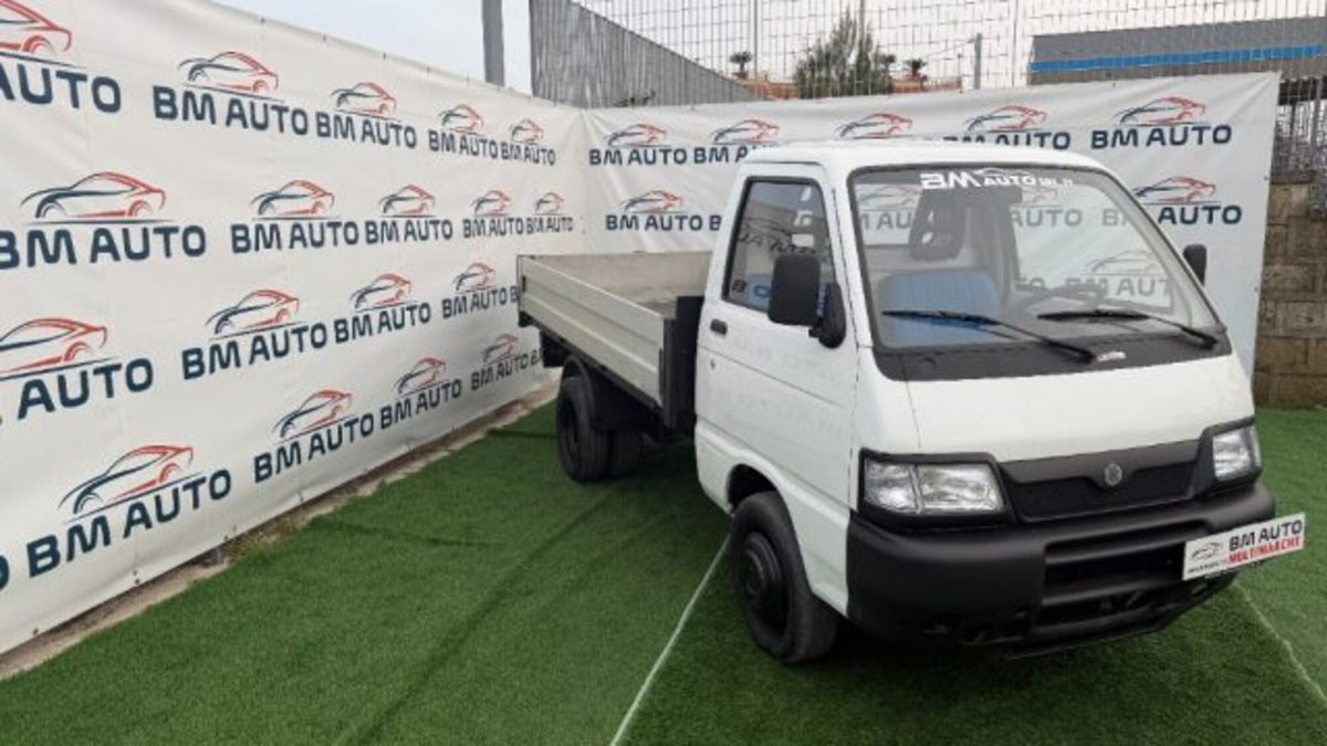 Piaggio Porter Telaio 1.3i GPL 16V cat Cabinato (3)