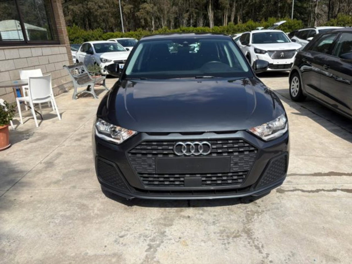 Audi A1 Sportback Sportback 30 1.0 tfsi Business 110cv s-tronic (2)