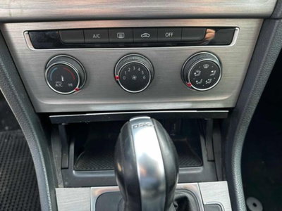 Volkswagen Golf 1.6 TDI 110 CV DSG 5p. Highline BlueMotion Technology (18)