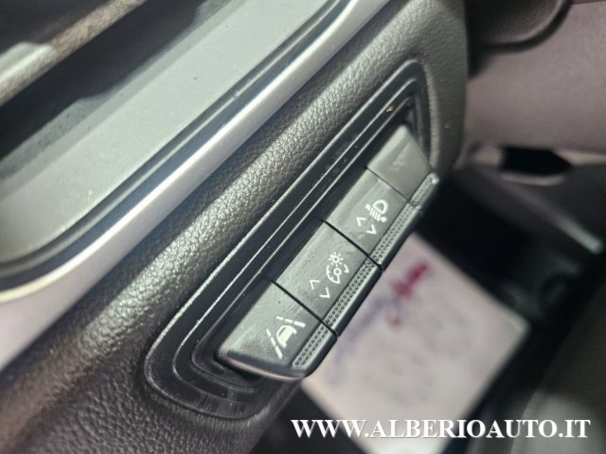 Renault Captur Blue dCi 95 CV Business (20)