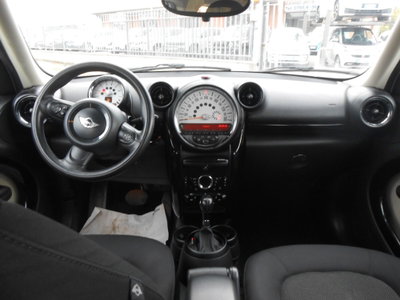 MINI Mini Countryman 2.0 Cooper D Countryman Automatica (12)