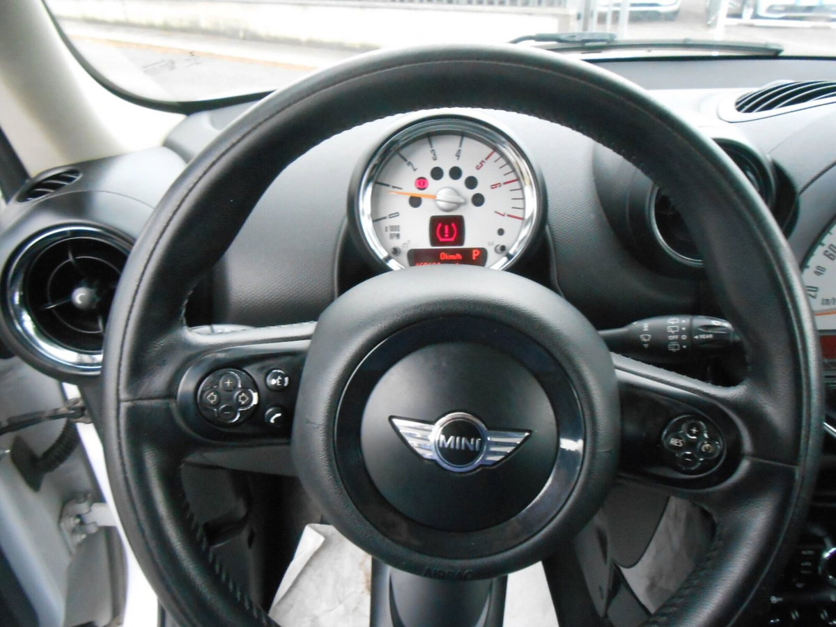 MINI Mini Countryman 2.0 Cooper D Countryman Automatica (15)