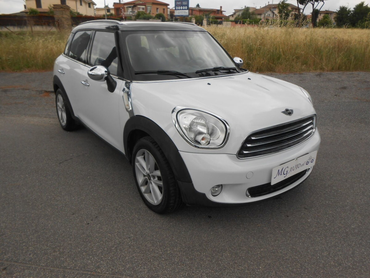 MINI Mini Countryman 2.0 Cooper D Countryman Automatica (2)