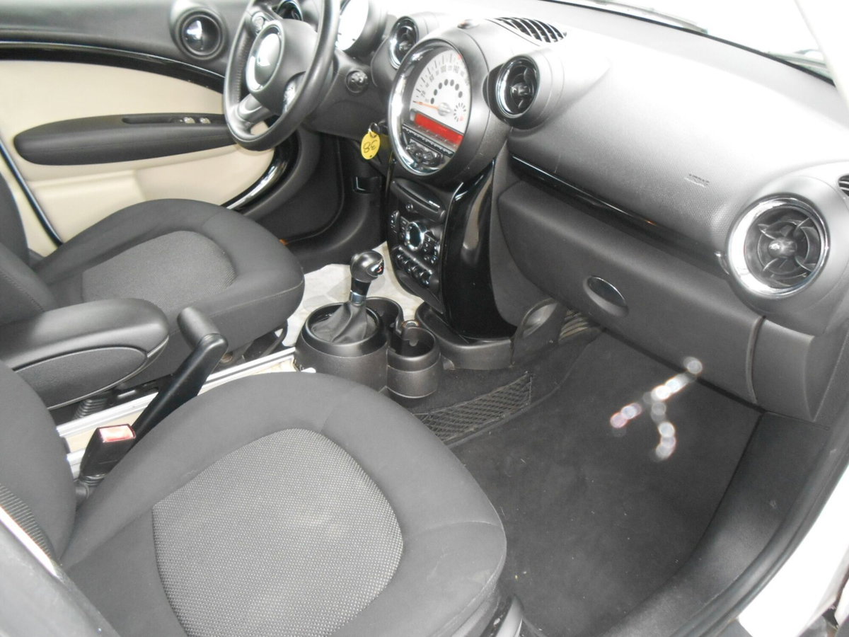 MINI Mini Countryman 2.0 Cooper D Countryman Automatica (6)