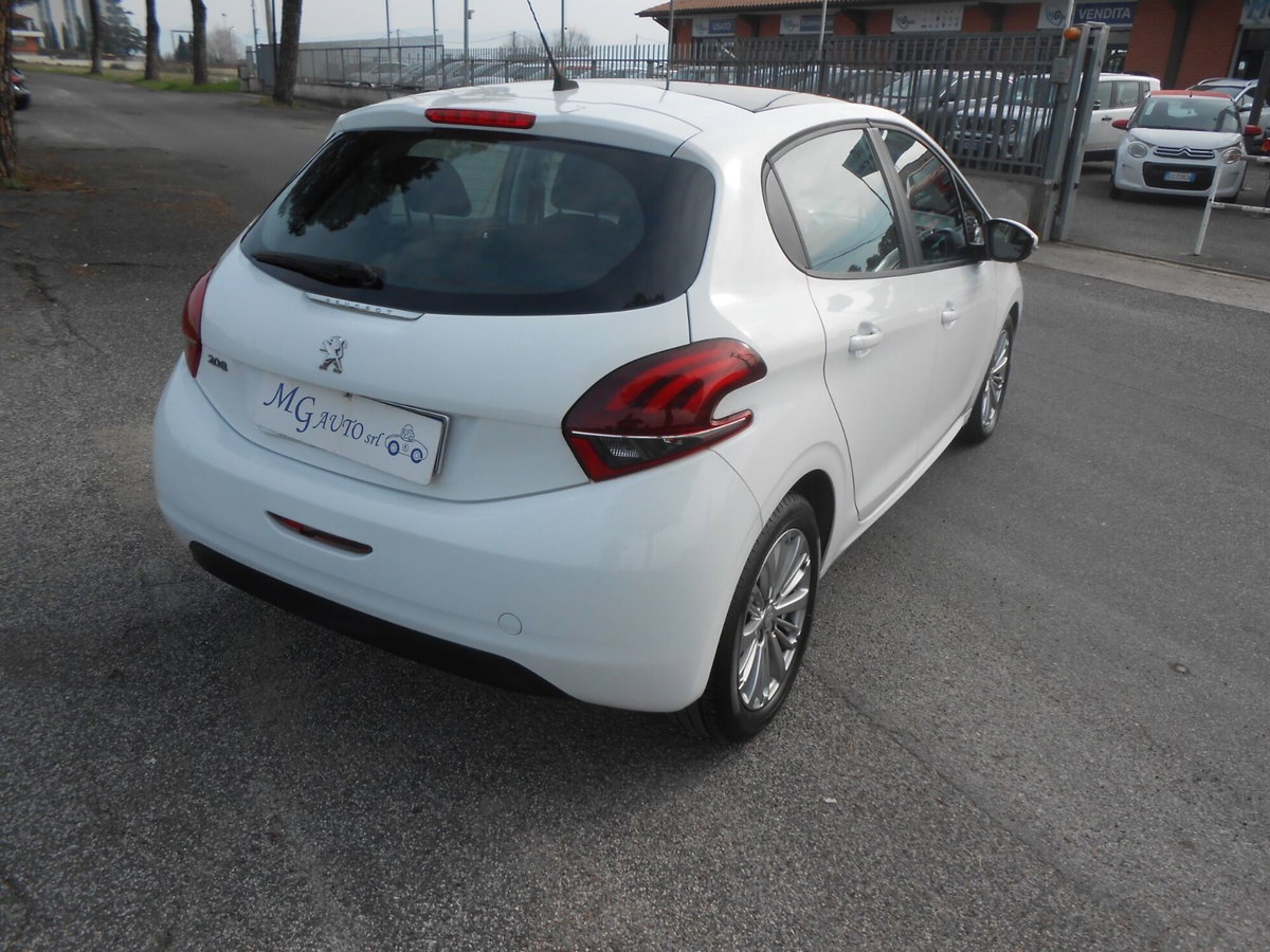 Peugeot 208 BlueHDi 100 Stop&Start 5 porte Allure (3)