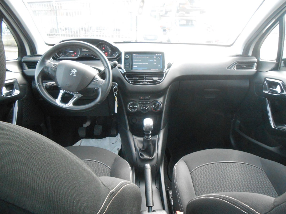 Peugeot 208 BlueHDi 100 Stop&Start 5 porte Allure (7)