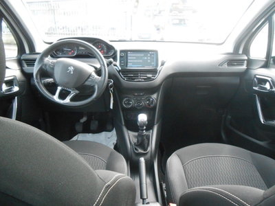 Peugeot 208 BlueHDi 100 Stop&Start 5 porte Allure (7)