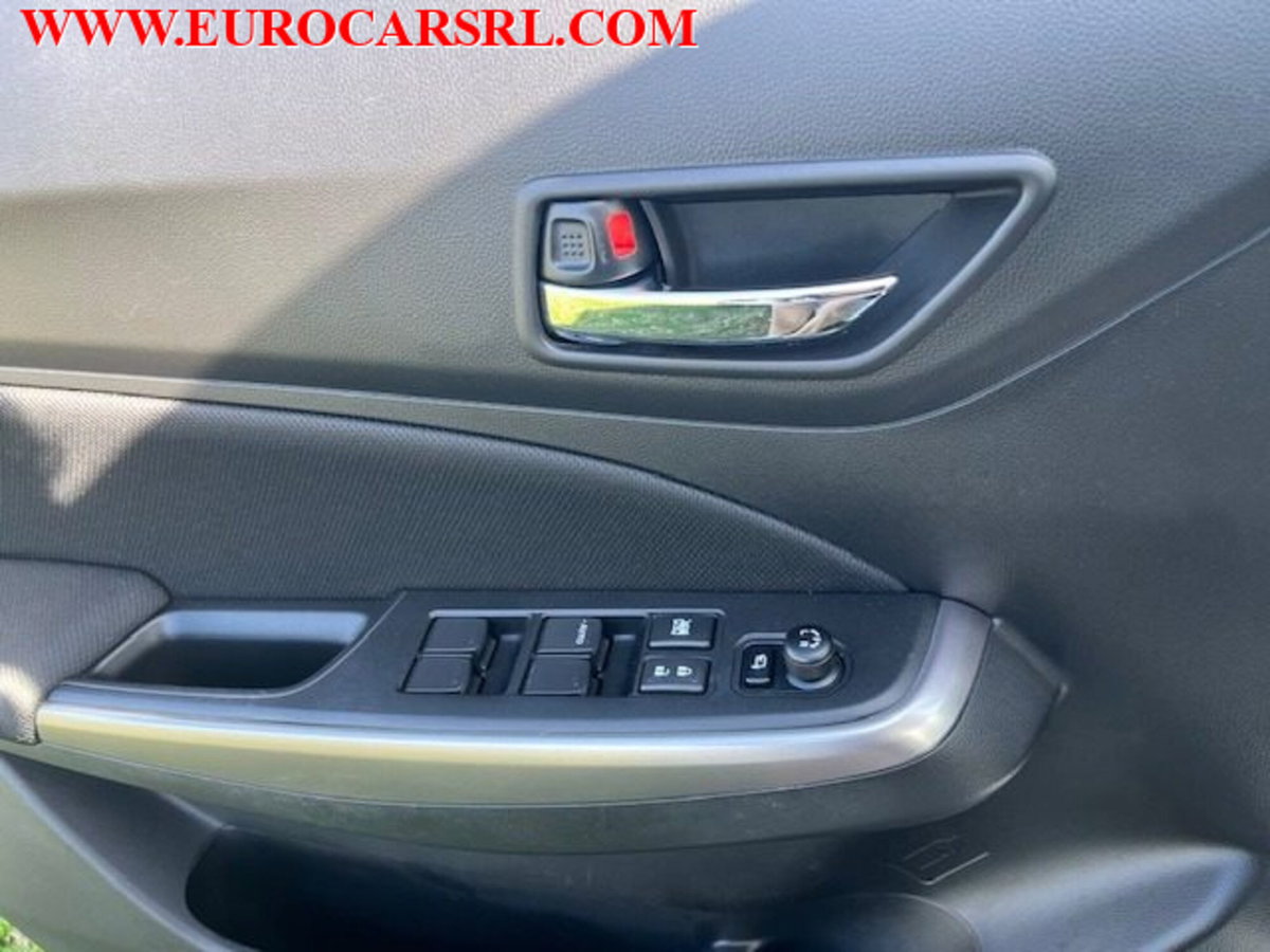 Suzuki Swift 1.2 Hybrid Easy Top (13)