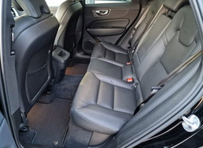 Volvo XC60 B4 automatico Plus Dark (13)