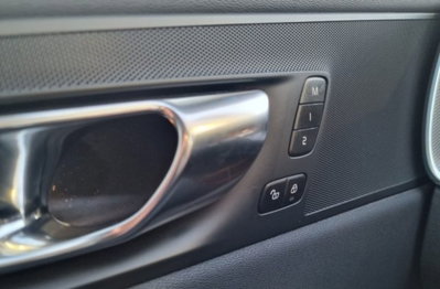 Volvo XC60 B4 automatico Plus Dark (15)
