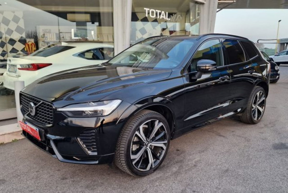 Volvo XC60 B4 automatico Plus Dark (4)