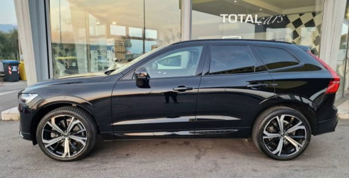 Volvo XC60 B4 automatico Plus Dark (5)