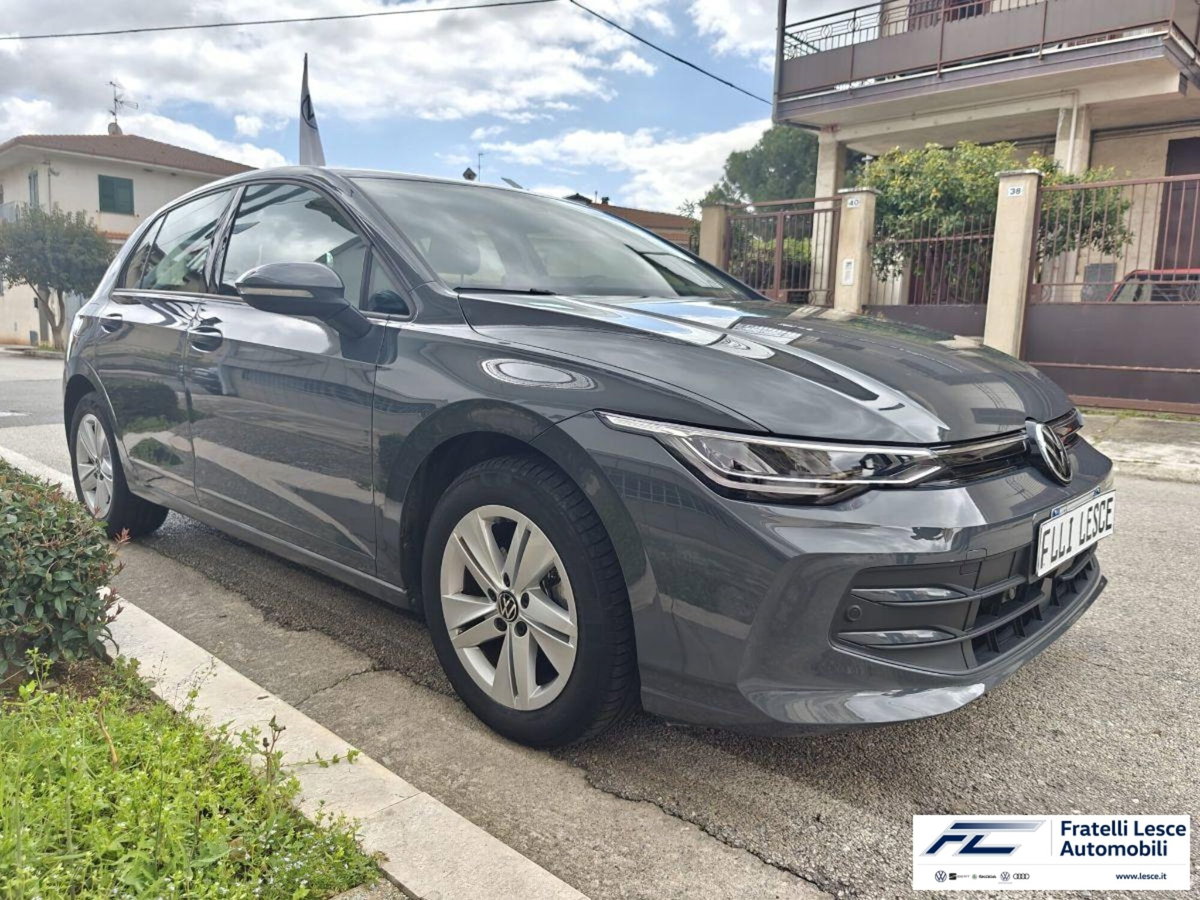 Volkswagen Golf 2.0 tdi Life 115cv (2)