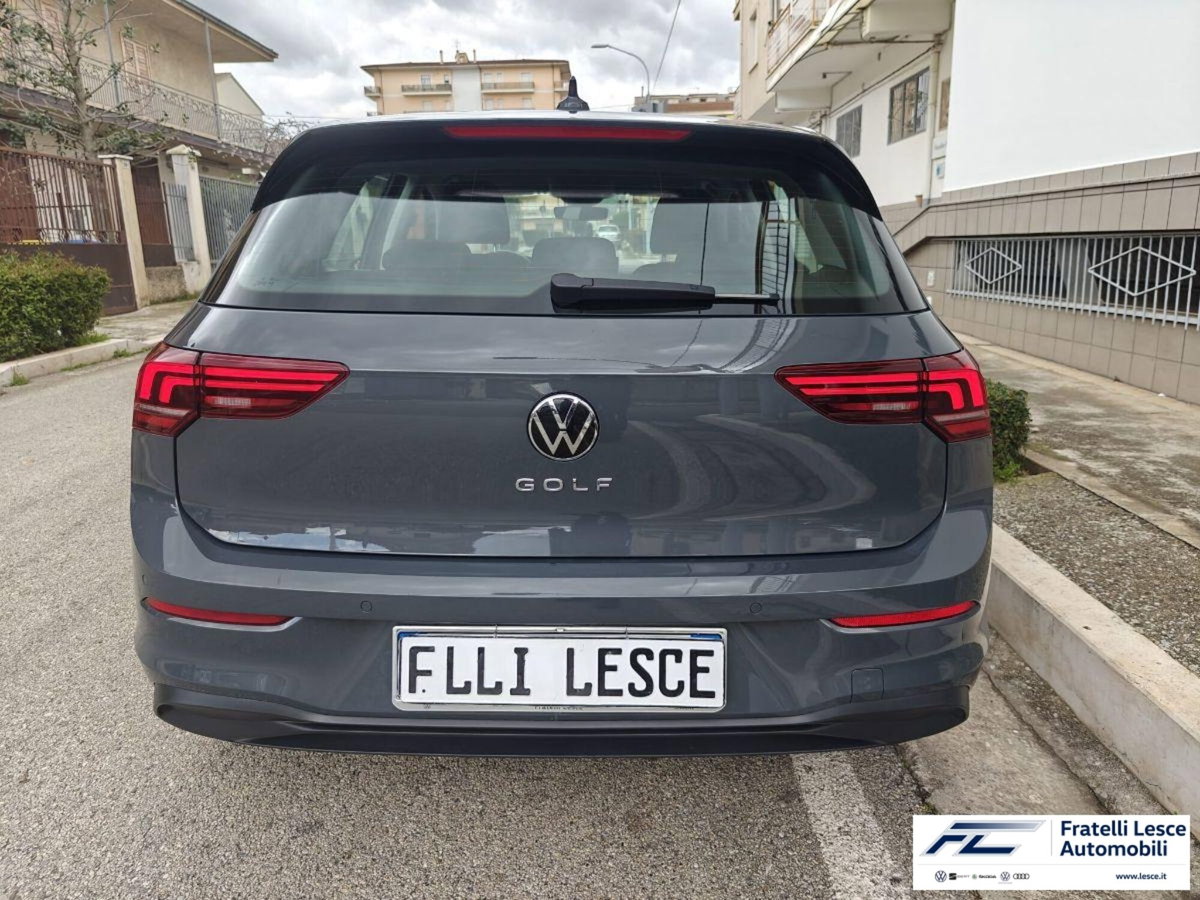 Volkswagen Golf 2.0 tdi Life 115cv (7)
