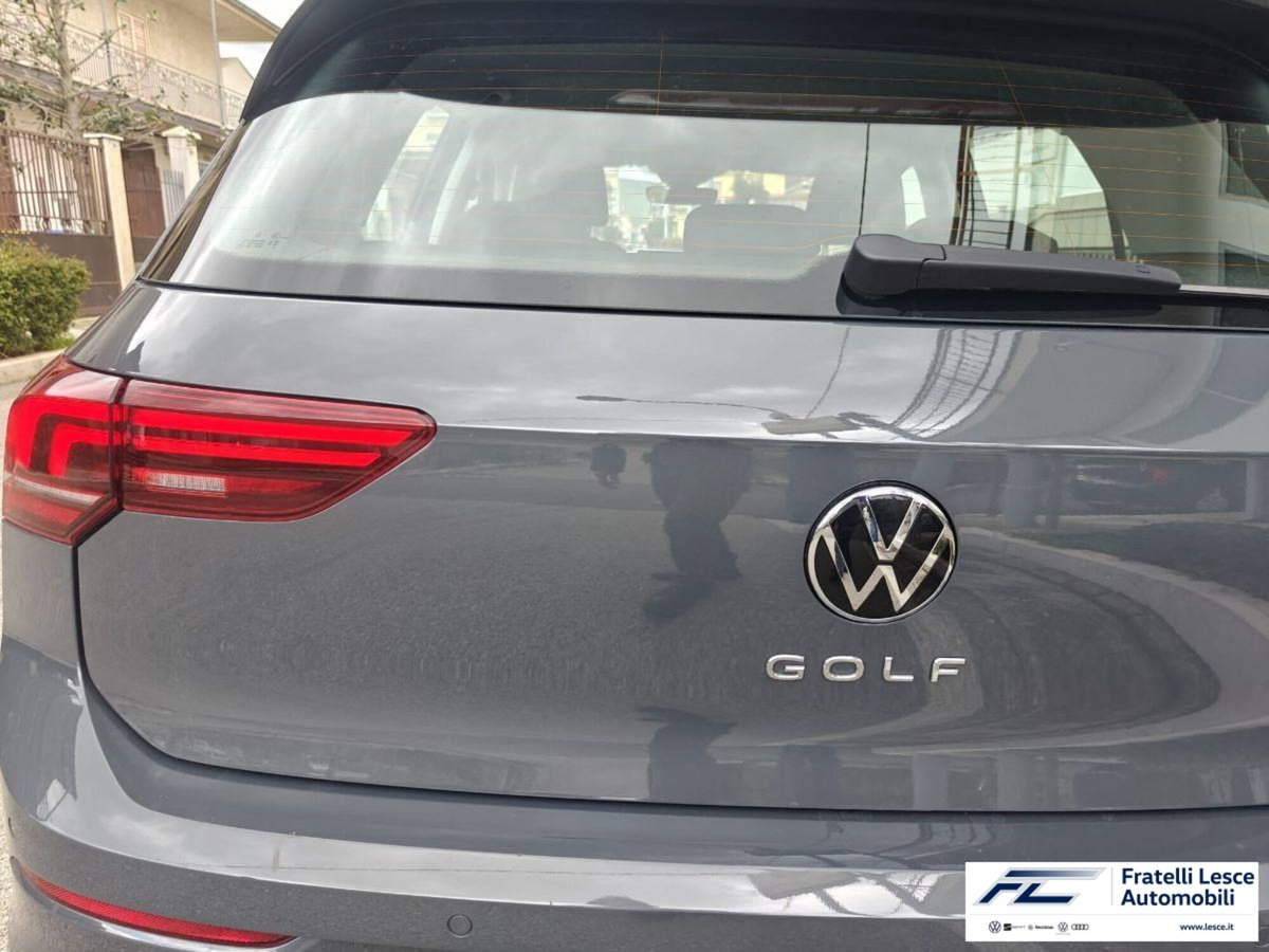 Volkswagen Golf 2.0 tdi Life 115cv (8)