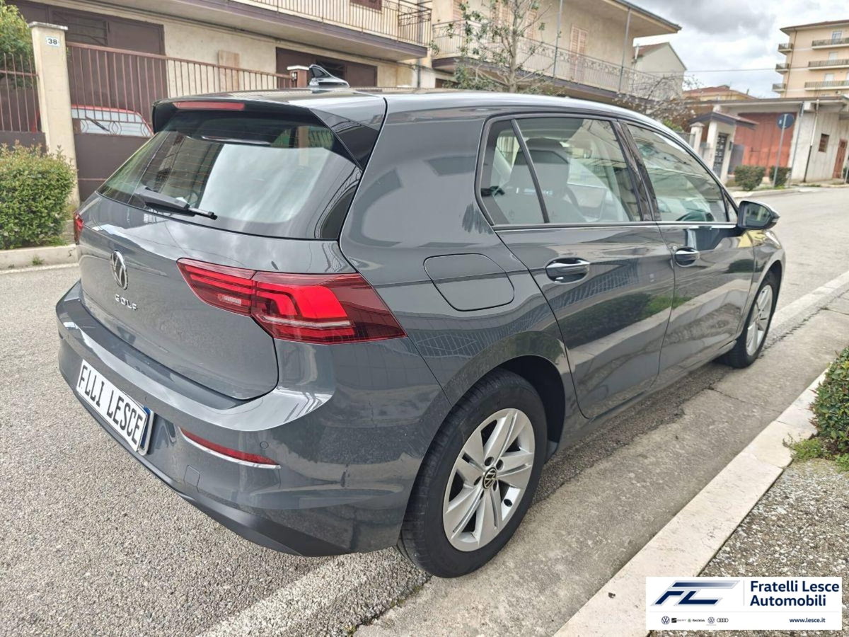 Volkswagen Golf 2.0 tdi Life 115cv (9)