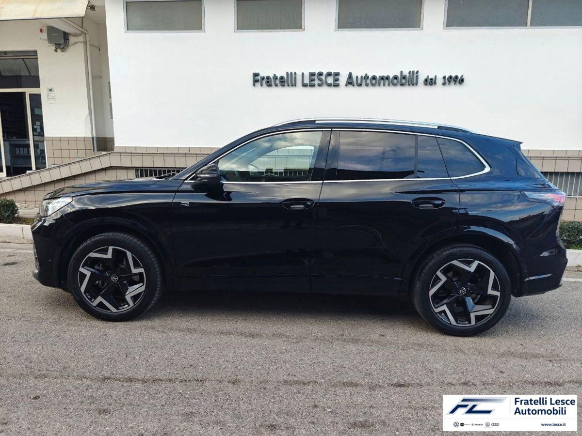 Volkswagen Tiguan 2.0 tdi R-Line 150cv dsg (4)