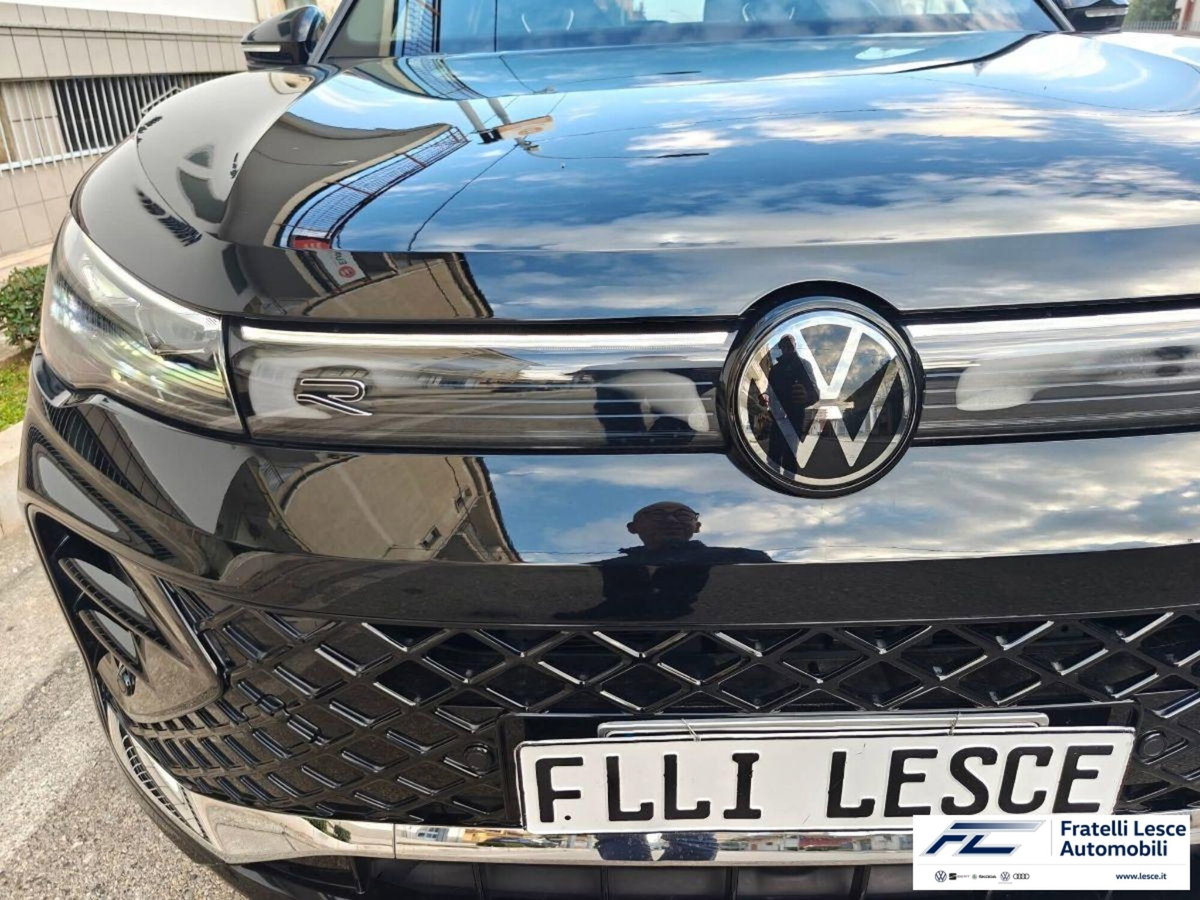 Volkswagen Tiguan 2.0 tdi R-Line 150cv dsg (5)