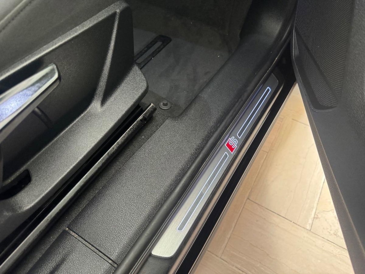 Audi Q3 Sportback 35 TDI S line edition (3)
